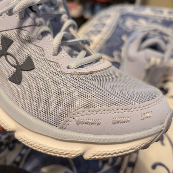 Under Armour sneakers! - Picture 6 of 10